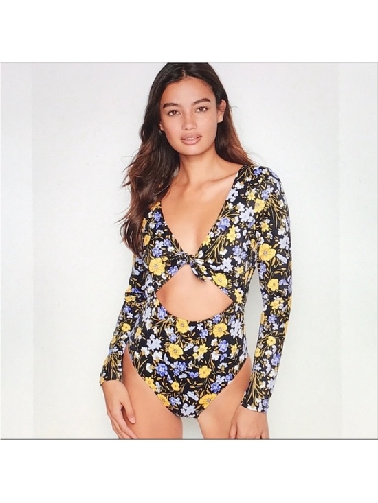 Tori Praver Swimwear Other - Tori Praver Swimwear Paige Floral Long Sleeve Cutout One Piece Swimsuit